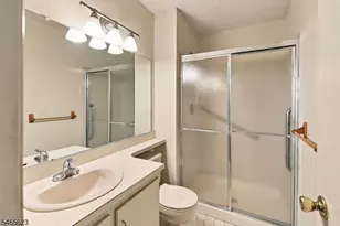 702 Brokaw Ct, Bridgewater, NJ 08807 - Photo 21