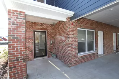 7 Hamburg Tpke #4, Pompton Lakes, NJ 07442 - Photo 3