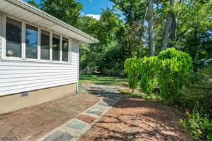 10 Fernwood Dr, Fair Lawn, NJ 07410 - Photo 23