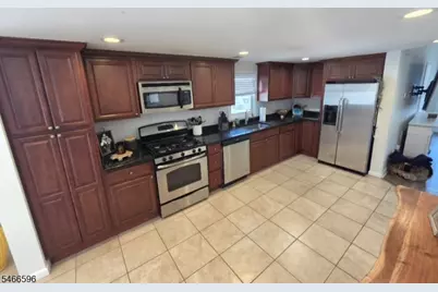 190 Stevens Ave #1, Cedar Grove, NJ 07009 - Photo 5