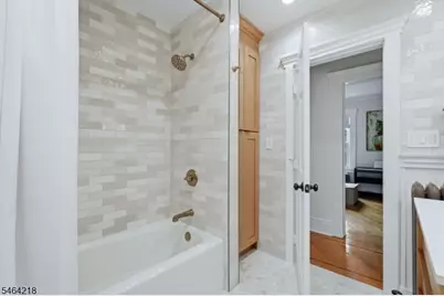 2 Winsor Pl, Bloomfield Twp., NJ 07003 - Photo 23