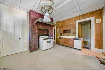 279 Scotland Rd, South Orange, NJ 07079 - Photo 9