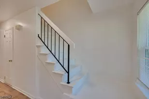3302 Stonehedge Rd, Edison, NJ 08820 - Photo 23