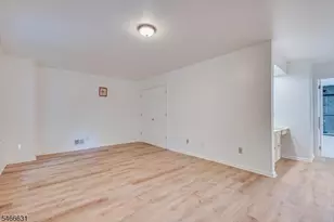 3302 Stonehedge Rd, Edison, NJ 08820 - Photo 27