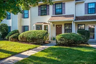 3302 Stonehedge Rd, Edison, NJ 08820 - Photo 3