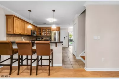 645 Ridgedale Ave #4, East Hanover Township, NJ 07936 - Photo 7