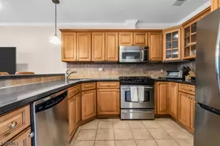 645 Ridgedale Ave, East Hanover Township, NJ 07936 - Photo 9