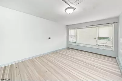 27 Richelieu Ter, Newark, NJ 07106 - Photo 39