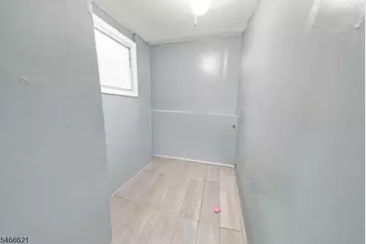 27 Richelieu Ter, Newark, NJ 07106 - Photo 33