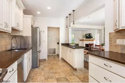 15 Euclid Pl, Montclair, NJ 07042 - Photo 15