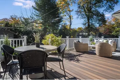 15 Euclid Pl, Montclair, NJ 07042 - Photo 29