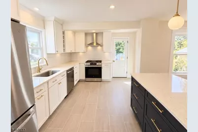 164 E High St, Somerville, NJ 08876 - Photo 3
