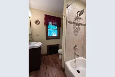 411 Sussex St, Pohatcong Township, NJ 08865 - Photo 11
