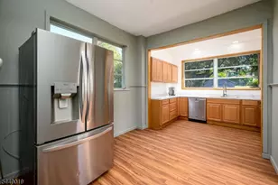 52 Orchard Rd, Maplewood, NJ 07040 - Photo 19
