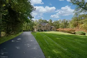 13 E Hidden Valley Ct, Andover Township, NJ 07821 - Photo 45