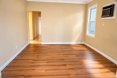 111 Brook Ave, Passaic, NJ 07055 - Photo 7