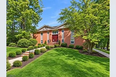 361 Claremont Avenue Unit 3, Montclair, NJ 07042 - Photo 1