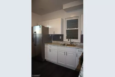 28 Stuyvesant Ave, Newark, NJ 07106 - Photo 1