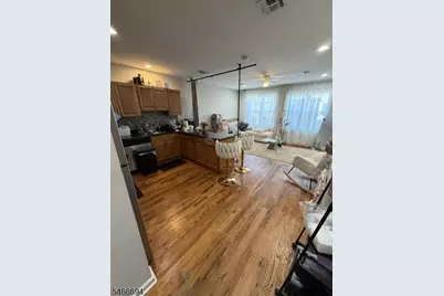 111 Anderson Ave #8, Fairview, NJ 07022 - Photo 1