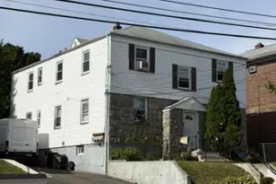 352 Lakeview Ave, Clifton, NJ 07011 - Photo 1