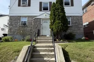 352 Lakeview Ave, Clifton, NJ 07011 - Photo 3