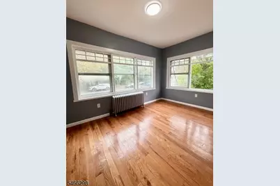 80 Valley Rd #1, Montclair, NJ 07042 - Photo 5