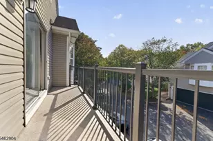 8 Oak Knoll Ln, Bedminster Township, NJ 07921 - Photo 19