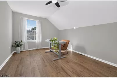 8 Oak Knoll Lane, Bedminster Township, NJ 07921 - Photo 15