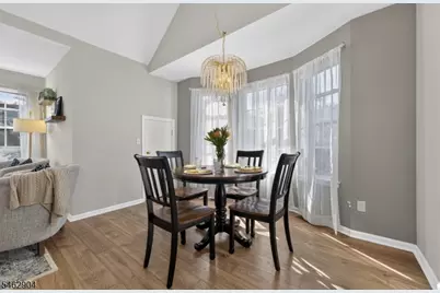 8 Oak Knoll Lane, Bedminster Township, NJ 07921 - Photo 5
