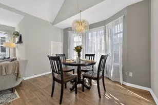 8 Oak Knoll Ln, Bedminster Township, NJ 07921 - Photo 5
