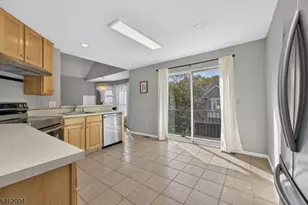 8 Oak Knoll Ln, Bedminster Township, NJ 07921 - Photo 7