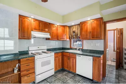 731 McGillvray Pl, Linden, NJ 07036 - Photo 13