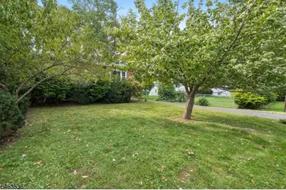 65 Marion Ave, New Providence, NJ 07974 - Photo 17