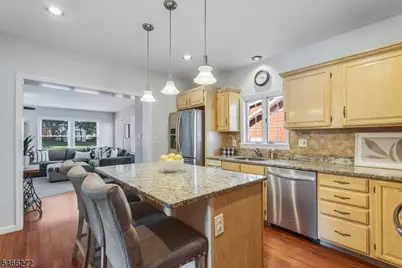 31 Elizabeth St, Caldwell Boro Twp., NJ 07006 - Photo 11