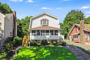 31 Elizabeth St, Caldwell Boro Twp., NJ 07006 - Photo 1