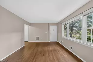 5 Stanford Dr, Bridgewater, NJ 08807 - Photo 9