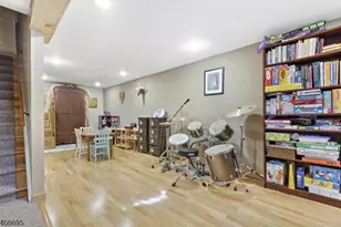 8 Stacy Ln, Bernards Township, NJ 07920 - Photo 23