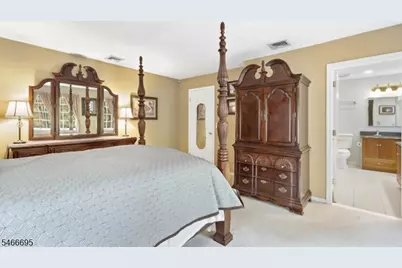 8 Stacy Ln, Bernards Township, NJ 07920 - Photo 17