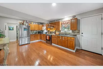 1357 S 2nd St, Plainfield, NJ 07063 - Photo 5