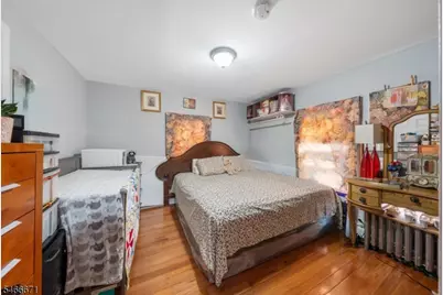 1357 S 2nd St, Plainfield, NJ 07063 - Photo 9