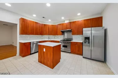 611 Binghampton Ln, Livingston, NJ 07039 - Photo 15