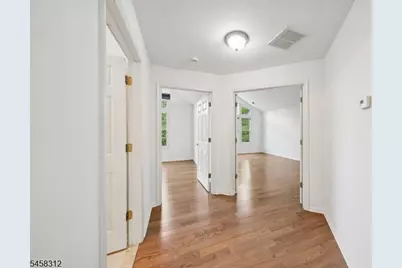 611 Binghampton Ln, Livingston, NJ 07039 - Photo 21