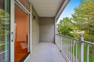611 Binghampton Ln, Livingston, NJ 07039 - Photo 33