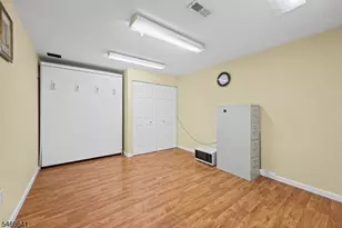 38 Gordon Cir, Parsippany, NJ 07054 - Photo 27