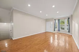 38 Gordon Cir, Parsippany, NJ 07054 - Photo 3
