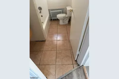 116 3rd Ave #2, Newark, NJ 07104 - Photo 3