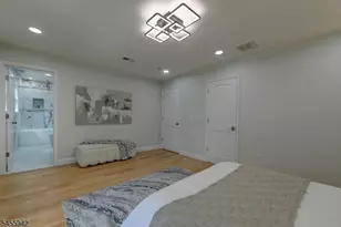 49 Longview Ave, Parsippany, NJ 07034 - Photo 23