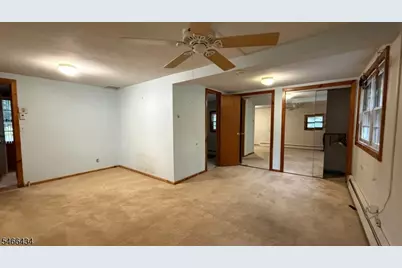 52 Horseshoe Dr, Jefferson Township, NJ 07438 - Photo 15