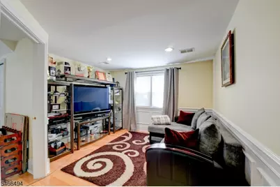 814 Kilsyth Rd #0, Elizabeth, NJ 07208 - Photo 5