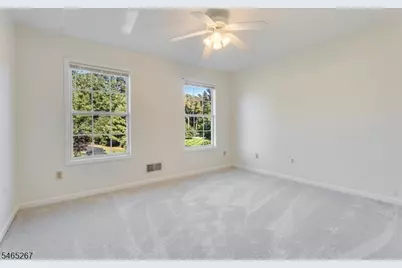 2 Quincy Dr, Jefferson Township, NJ 07438 - Photo 11